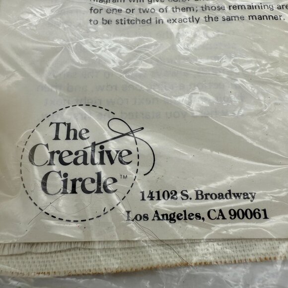 The Creative Circle Vtg Wool Embroidery Kit 519 Rock A Bye Baby Photo Frame New - Picture 10 of 10